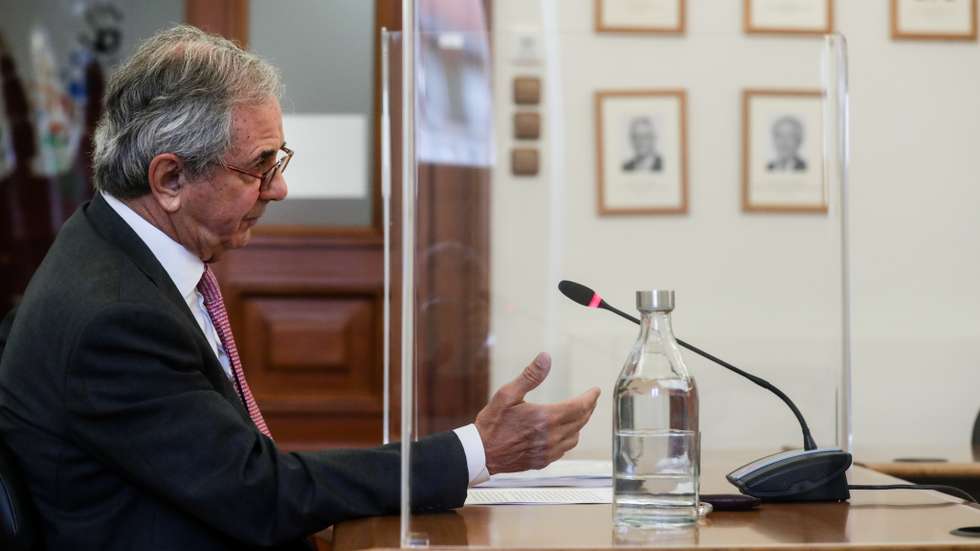 O presidente da Comissão de Acompanhamento, José Bracinha Vieira, fala perante a Comissão Eventual de Inquérito Parlamentar às perdas registadas pelo Novo Banco e imputadas ao Fundo de Resolução na Assembleia da República em Lisboa, 01 de junho de 2021. TIAGO PETINGA/LUSA