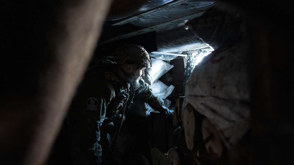 Ukrainian soldiers on duty outside of Donetsk