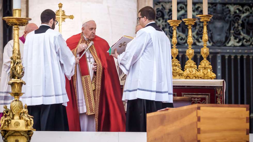 Pope Emeritus Benedict XVI died - Funeral Mass