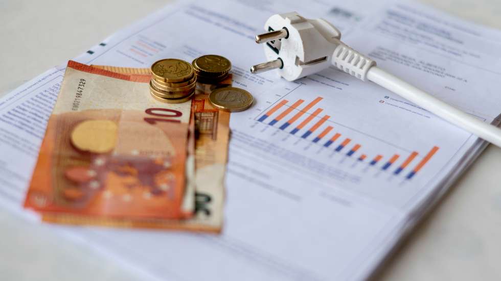 The Price Of Electricity Rises Nearly 10% And Stands At 150.50 Euros / Mwh