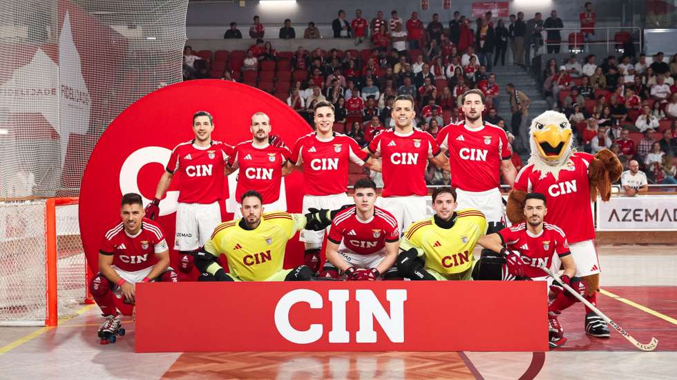 Benfica somou a terceira vitória seguida no Campeonato e subiu à liderança isolada após derrotar FC Porto na Luz
