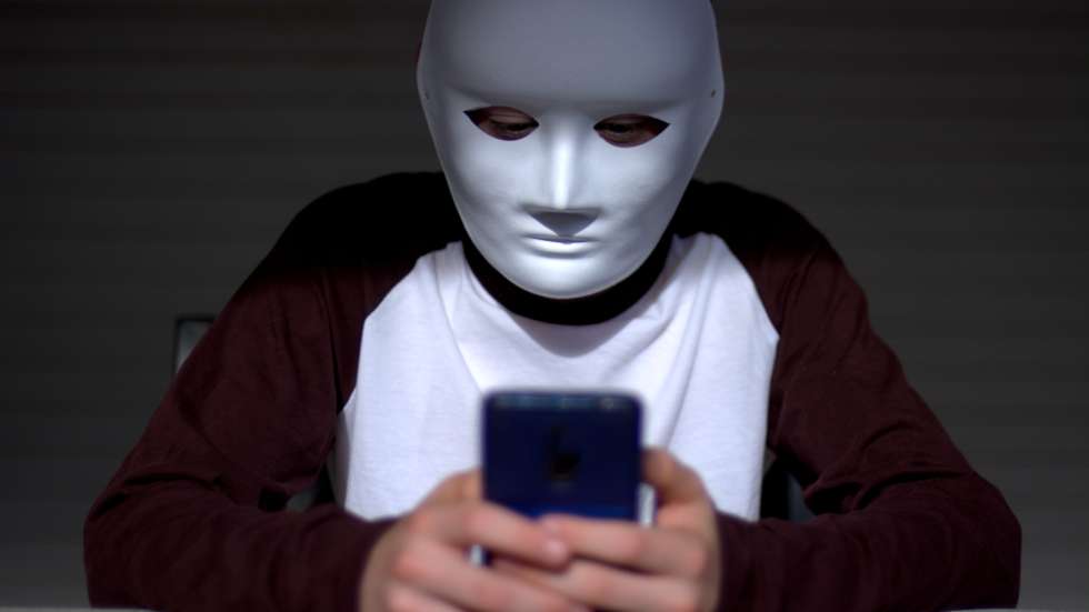 Anonymous cyberbullying