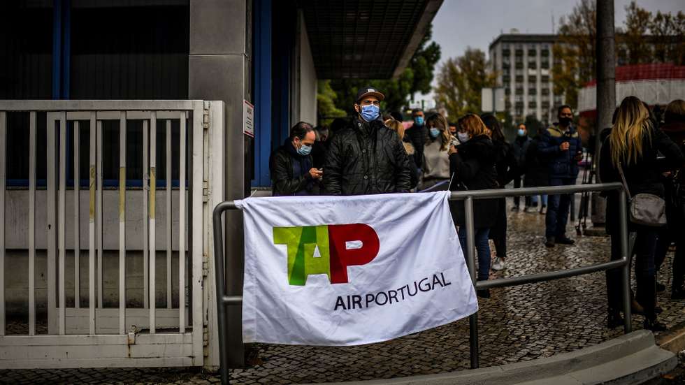 PORTUGAL-ECONOMY-AIRLINE-TAP-DEMO