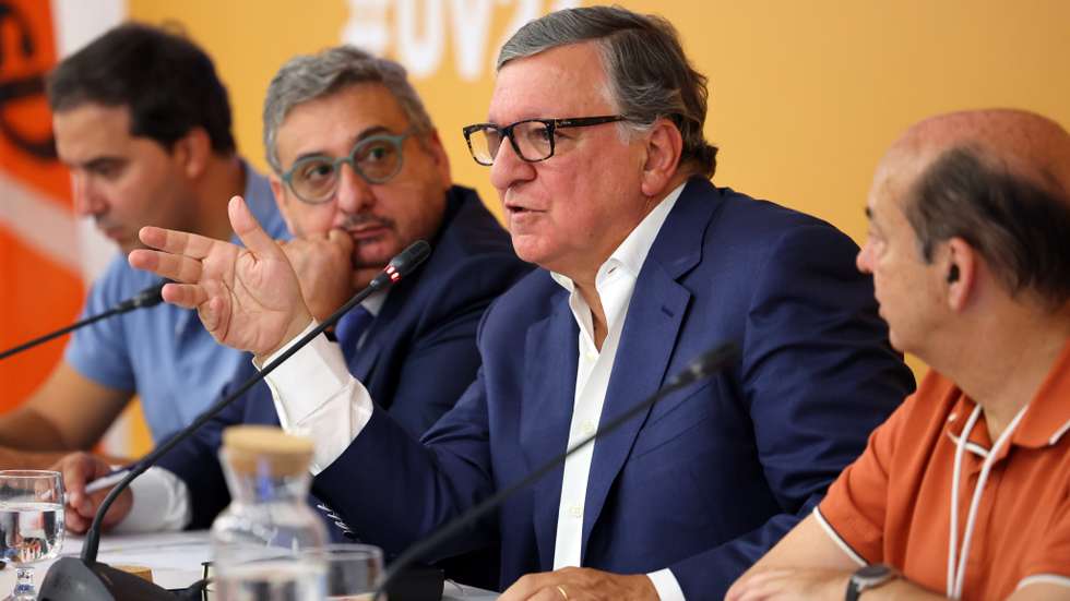 PSD deve ter "orgulho" na sua experiência europeia, diz Durão
