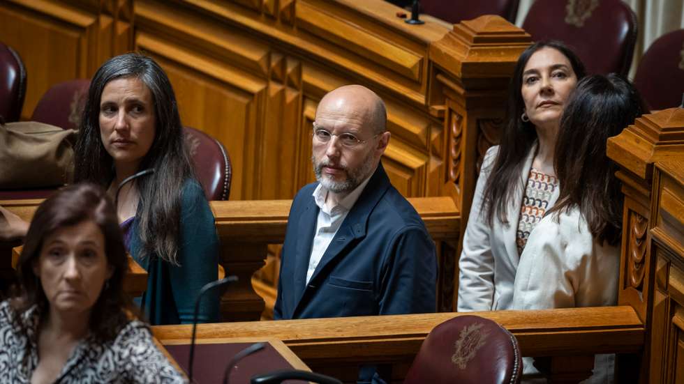 "Se há português que não deveria falar de portugueses a sentirem-se estrangeiros porque nenhum na história da nossa democracia pôs tantos portugueses a sentirem-se estrangeiros é precisamente Pedro Passos Coelho", atirou
