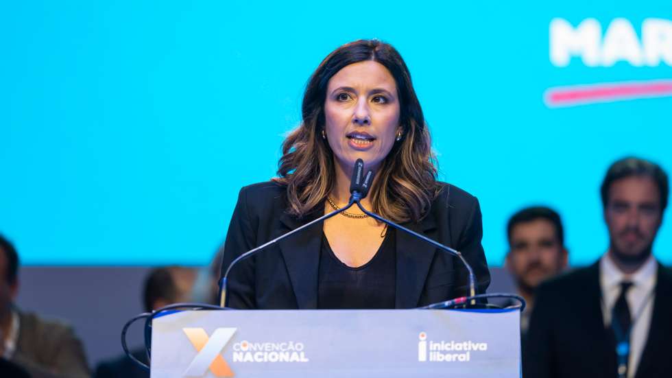 "É algo que nos deixa muito satisfeitos, e a mim particularmente, que ele manifestasse essa disponibilidade e espero que a materialize", referiu a nova líder liberal