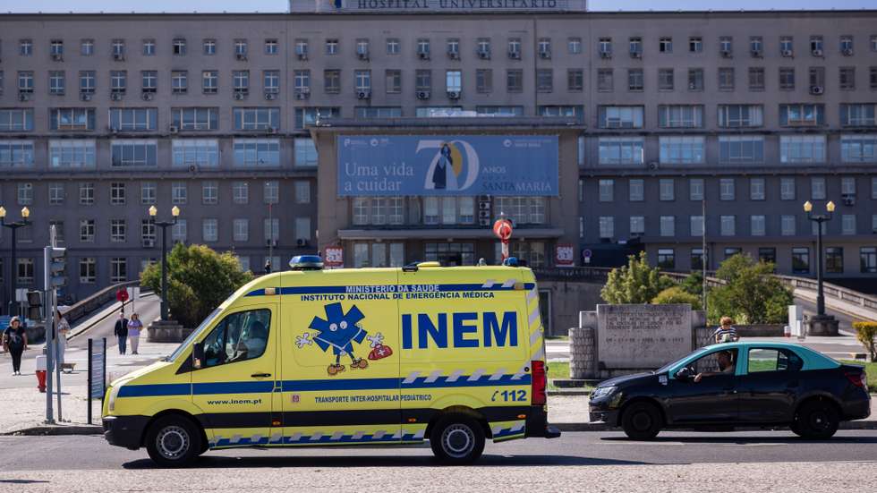 Autoridades pedem que a população contacte a Linha SNS24 antes de se deslocar às urgências