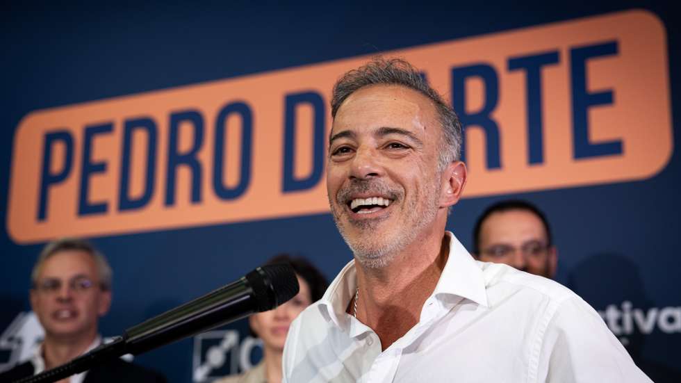 Pedro Duarte, eleito pela coligação O Porto Somos Nós (PSD/CDS-PP/IL), considerou que há neste momento uma circunstância "pouco regular", em que um município, que é o Porto, não faz parte da Associação Nacional de Municípios