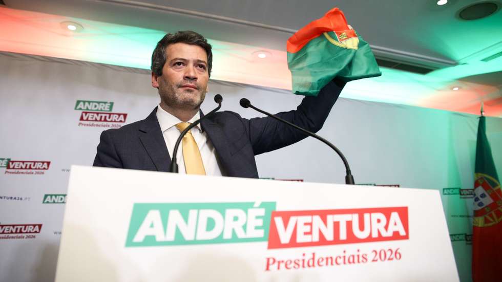Nestas eleições, a votação dos emigrantes, círculo dominado pelo Chega, diminuiu massivamente