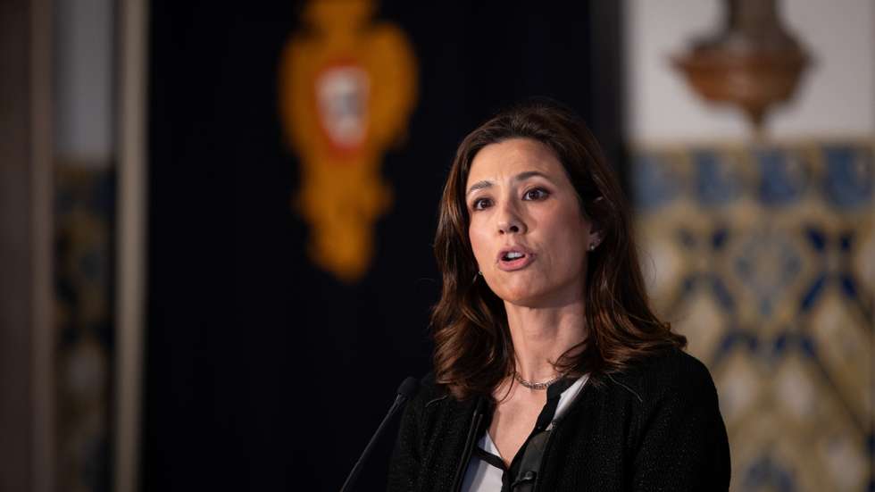 Presidente da IL diz ter apelado ao Presidente da República para que recorra à sua "magistratura de influência" para estancar o "degradar as instituições"