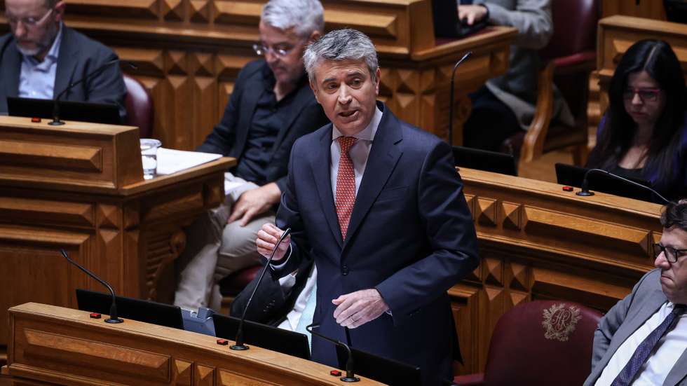 Nessa votação, a atual presidente do Conselho Diretivo do INA obteve 131 votos favoráveis, 58 brancos e 18 nulos, num total de 207 deputados que votaram