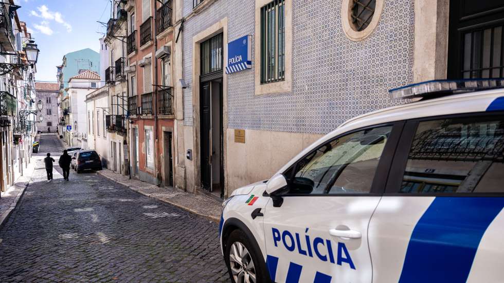 O arguido foi detido e levado para a esquadra da PSP de Pombal