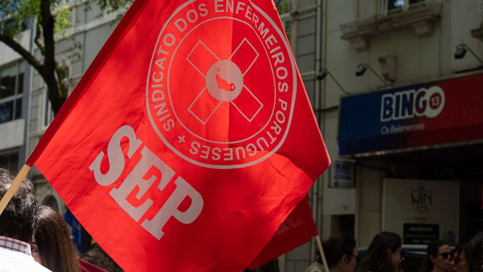 Os enfermeiros rejeitam as "propostas inseridas no pacote laboral apresentadas pelo Governo e pedem a revogação das 'normas gravosas' do código do trabalho"
