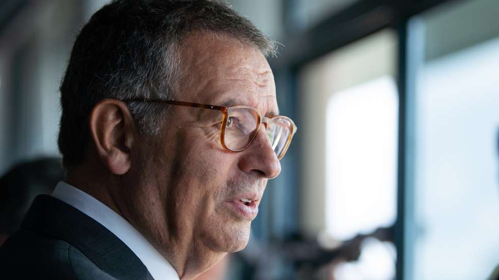 "Não porque sejam os culpados — não o são, quero dizer isso com muita clareza —, mas porque o modelo de cobertura que privilegia o conflito sobre o conteúdo, a troca de acusações sobre a análise, amplifica exatamente a dinâmica daquilo que nos paralisa"