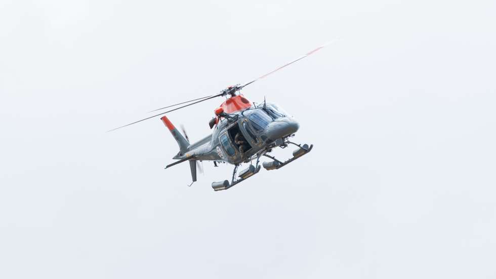 A Força Aérea realizou uma missão inédita no domingo ao transportar num só voo da aeronave C-295M seis doentes