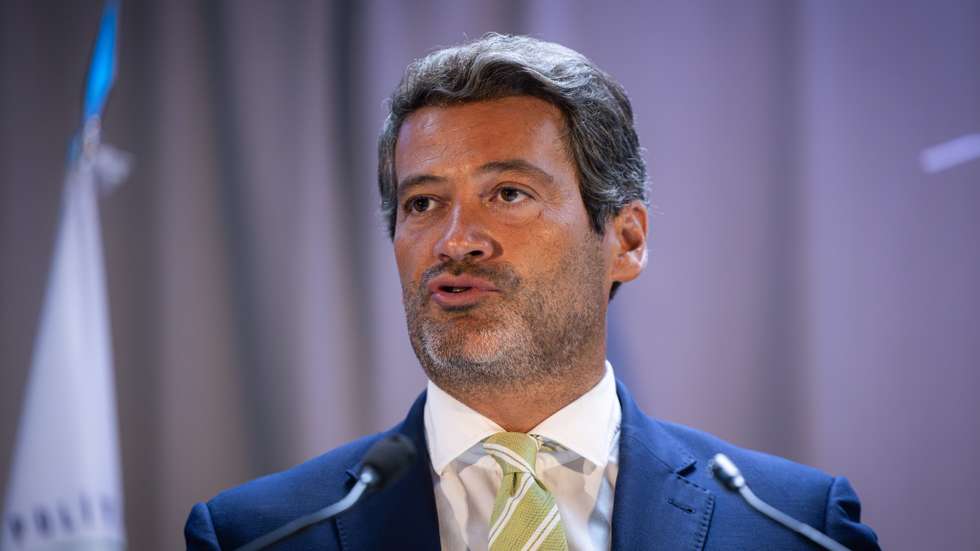 "É o meu trabalho fazer perguntas e exigir escrutínio e saber onde é que o dinheiro público está a ser gasto", defendeu