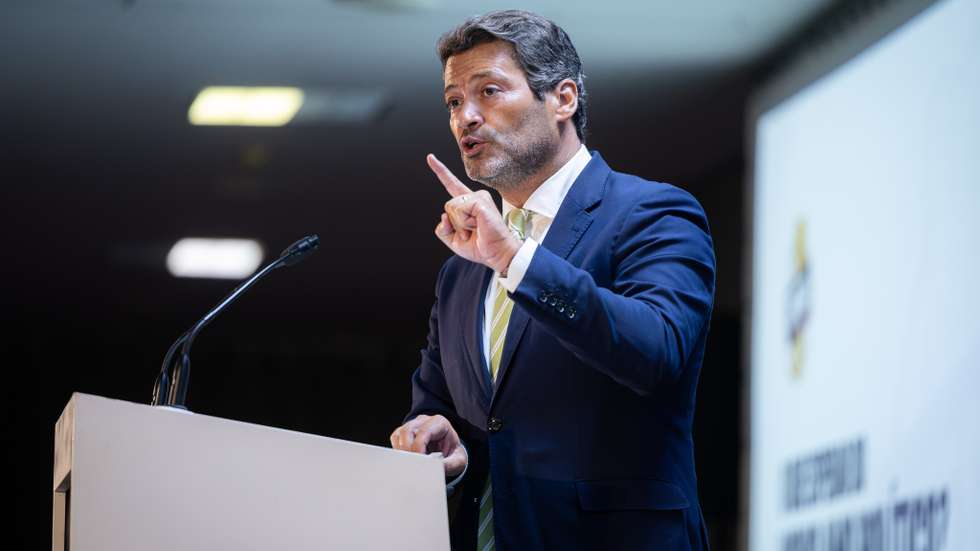 "o problema em Portugal é de finanças públicas e não um problema da sustentabilidade da Segurança Social"
