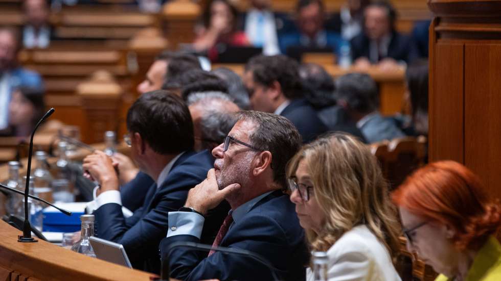 Luís Neves é, desde fevereiro deste ano, ministro da Administração Interna do XXV Governo Constitucional e o terceiro titular da pasta dos dois executivos PSD/CDS-PP liderados por Luís Montenegro