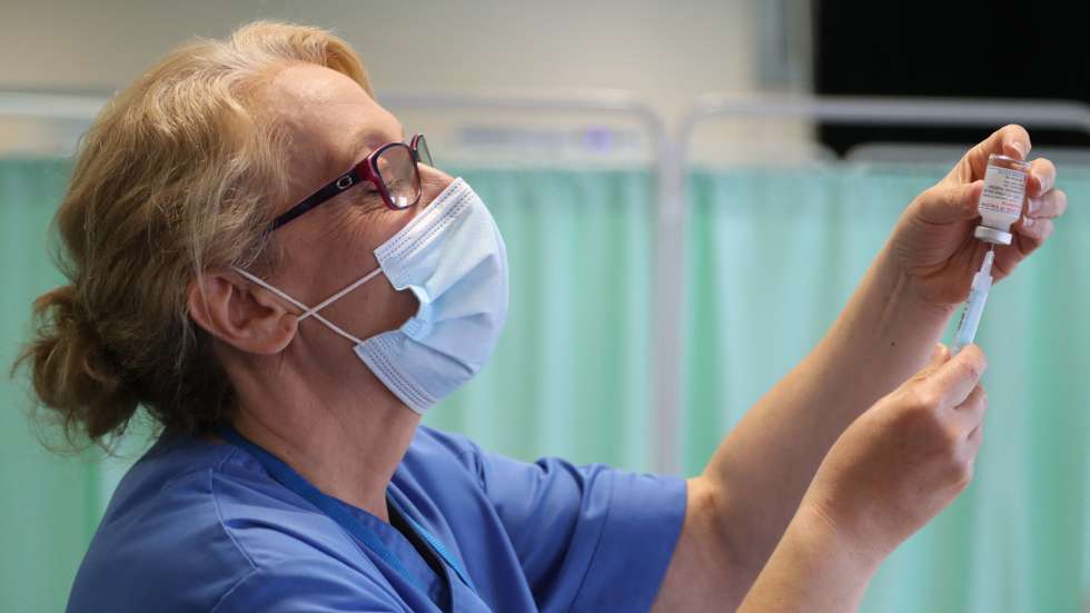 BRITAIN-HEALTH-VIRUS-VACCINES