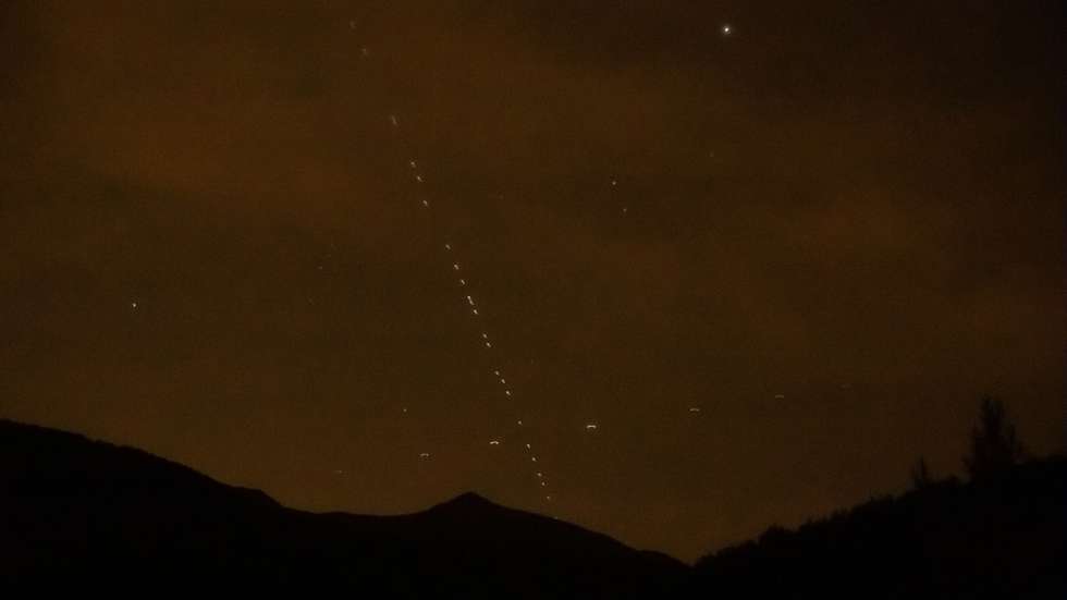 Starlink satellites spotted over Turkeyâs skiesâââââââ