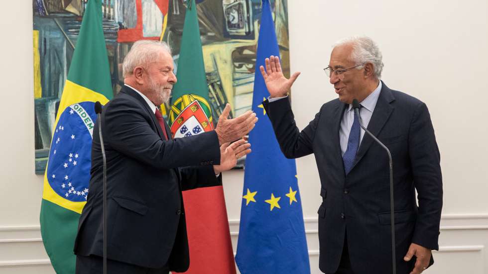 Do conjunto de acordos já fechados, o executivo de Lisboa destaca um memorando entre a Agência Espacial Portuguesa e a Agência Espacial Brasileira visando a cooperação em vários domínios das tecnologias e serviços espaciais