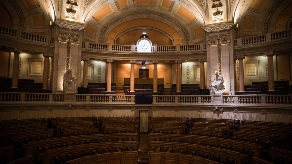 O Parlamento aprovou a isenção de IRS para indemnizações pagas às vítimas de abusos sexuais no seio da Igreja Católica.