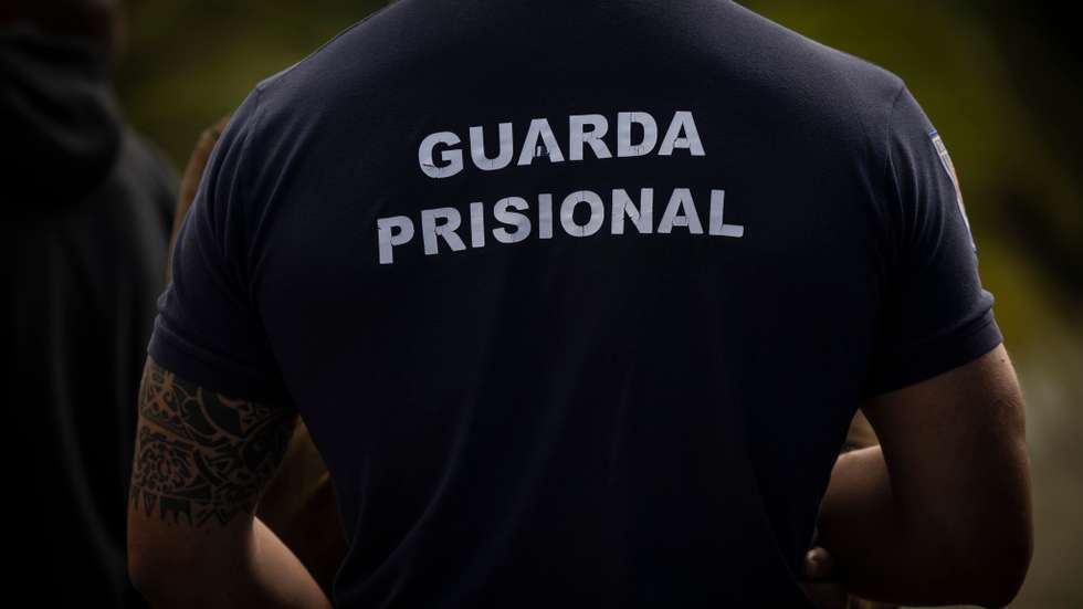 Foram mobilizados 30 guardas prisionais para o estabelecimento prisional de Coimbra, após ter sido recebida uma denúncia anónima de planeamento de fuga