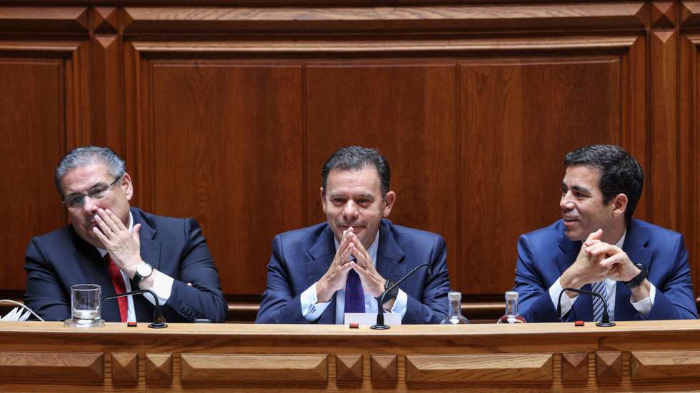 O Governo autorizou as empresas do setor público empresarial a aumentarem a massa salarial global até 4,6% em 2026