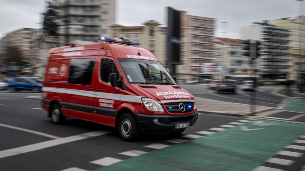 O alerta do incêndio foi dado às 07h55