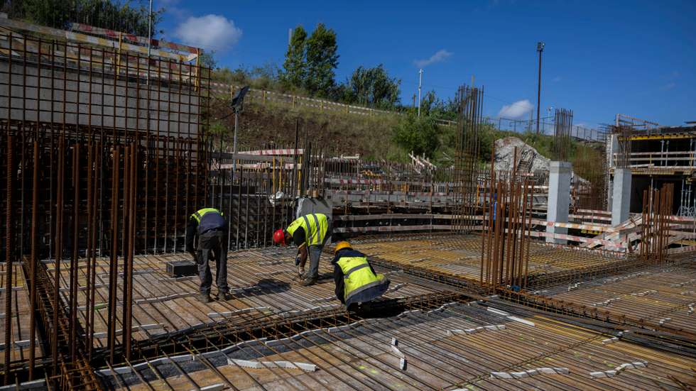 “O loteamento abrange uma área de 18.607 m2 [metros quadrados], e prevê a constituição de nove lotes para edificação”, de acordo com a CML, indicando que o projeto inclui um total de 243 fogos de habitação"