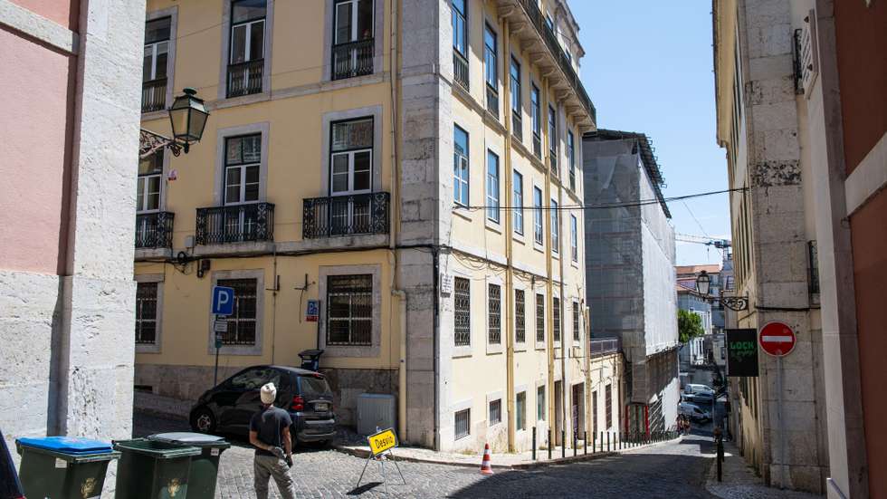 Com as medidas do pacote "Construir Portugal", apresentado em maio desse mesmo ano, "foi possível desbloquear as cerca de 59.000 candidaturas