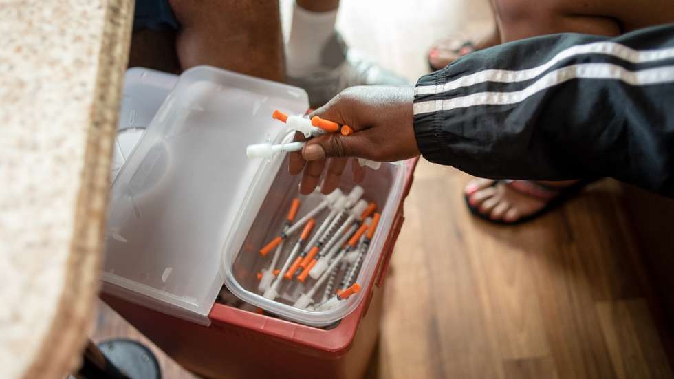 Carrinha do Cons doe Hepatitis C testing, Fentanyl test strips, Narcan overdose medication, and a host of services.