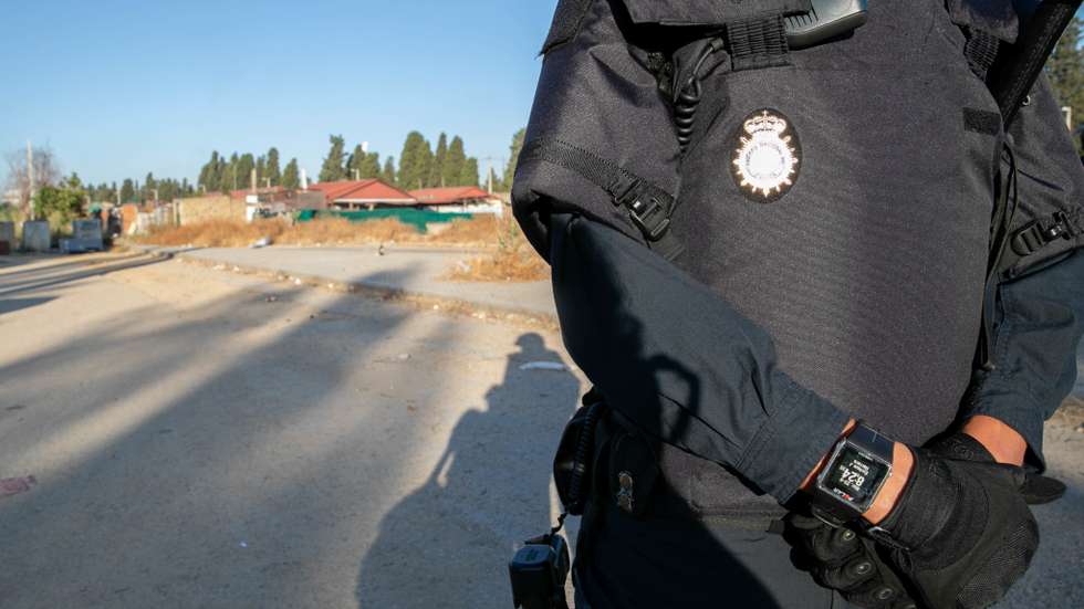 Police Action In The Substandard Housing Settlement Of Vacie