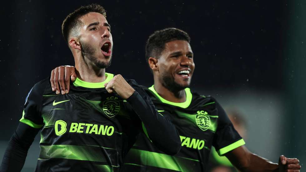 Gonçalo Inácio marcou o primeiro golo do jogo.
