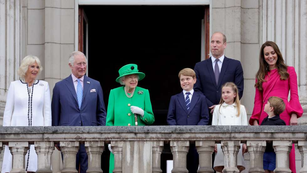 Queen Elizabeth II Platinum Jubilee 2022 - Platinum Pageant