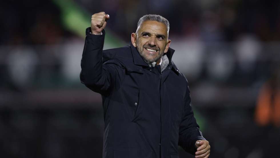 O técnico leonino trocou Iván Fresneda por Vagiannidis ao intervalo