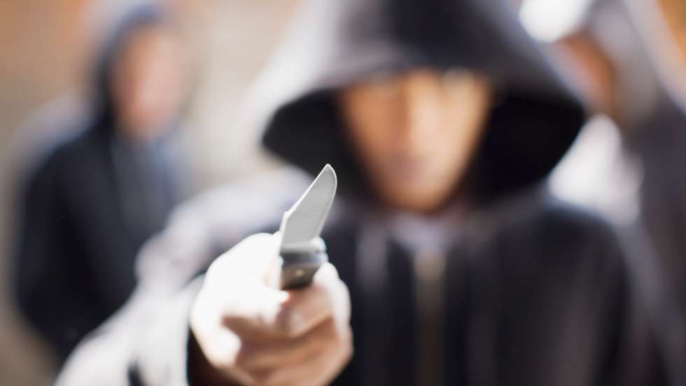 Man threatening with pocket knife