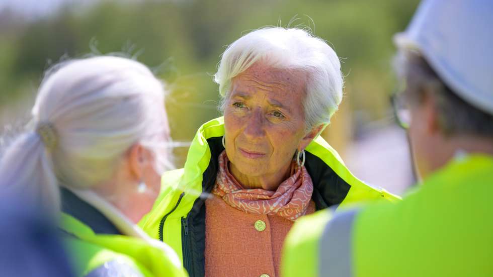 ECB chief Lagarde visits container terminal