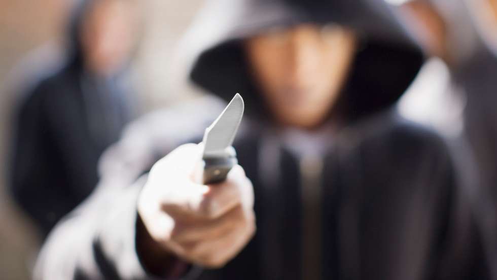Man threatening with pocket knife