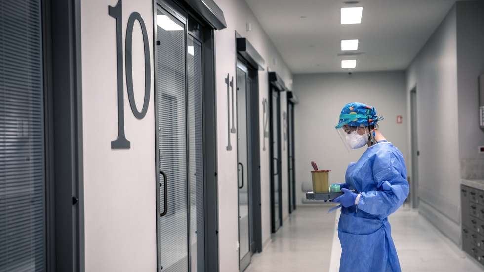 Uma médica no hospital em Istambul