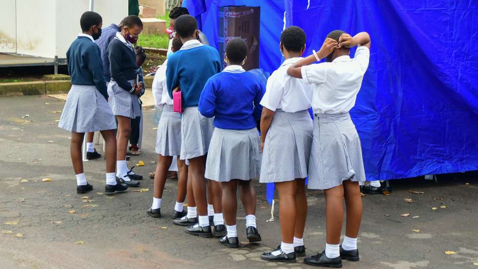 Jovens estudantes na África do Sul