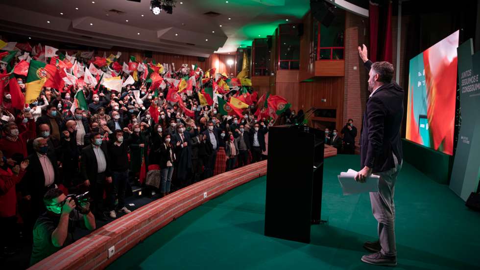 Campanhas para as eleições legislativas de 2022: Comício em Aveiro do candidato pelo Partido Socialista, António Costa, secretário-geral do PS e candidato a primeiro-ministro. As eleições legislativas realizam-se no próximo dia 30 de janeiro de 2022. Com intervenções do cabeça de lista de Aveiro, Pedro Nuno Santos. Aveiro, 25 de janeiro de 2022. JOÃO PORFÍRIO/OBSERVADOR