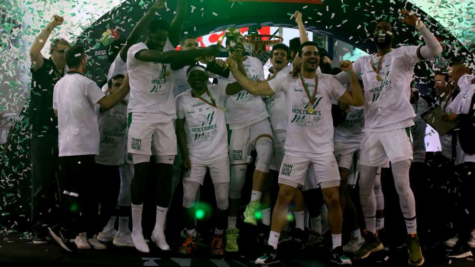 Sporting revalidou conquista da Taça Hugo dos Santos depois do triunfo na última temporada frente ao Benfica