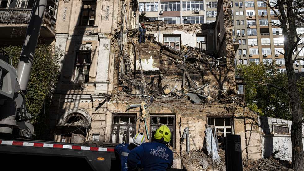 Strikes continue in several Ukrainian regions including capital Kyiv