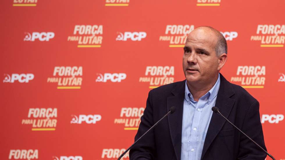 Paulo Raimundo recusa também que falte democracia ao PCP: "Pelo contrário, a minha opinião tem de ser inserida no coletivo"