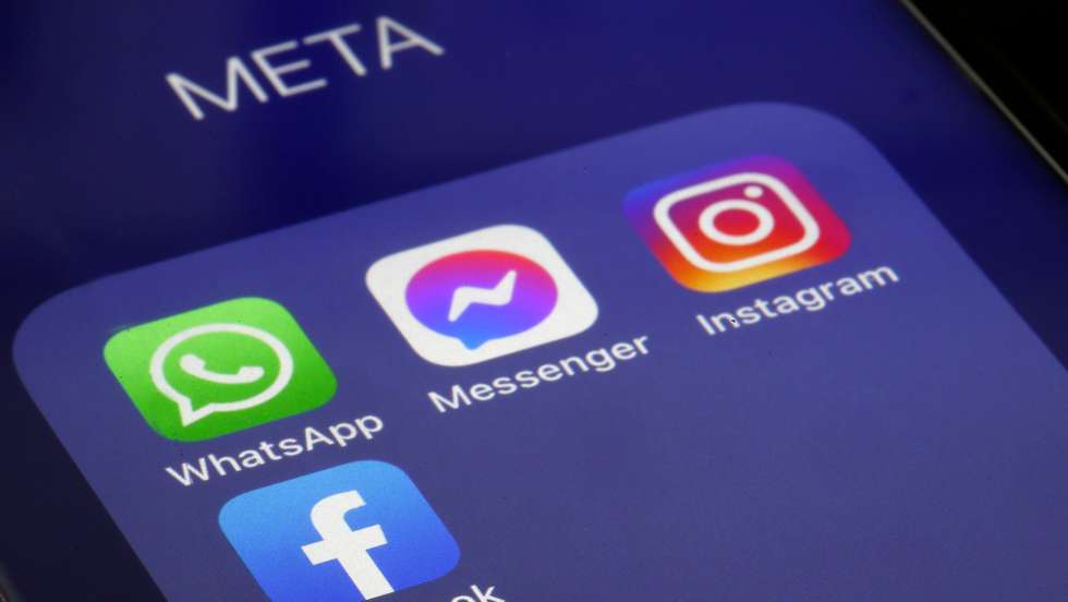Facebook Reports First Ever Decrease In Daily Active Users