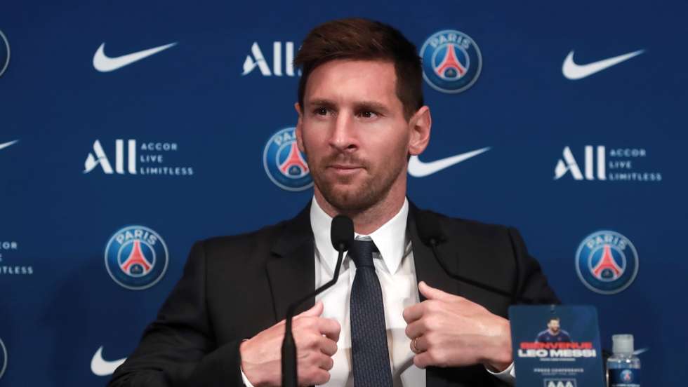 O jogador argentino de 34 anos ainda terá de realizar uma espécie de pré-temporada antes de se estrear em Paris