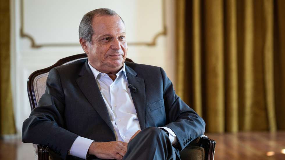 Está longe de ser a primeira vez que César entra em campo em momentos difíceis para pressionar a esquerda