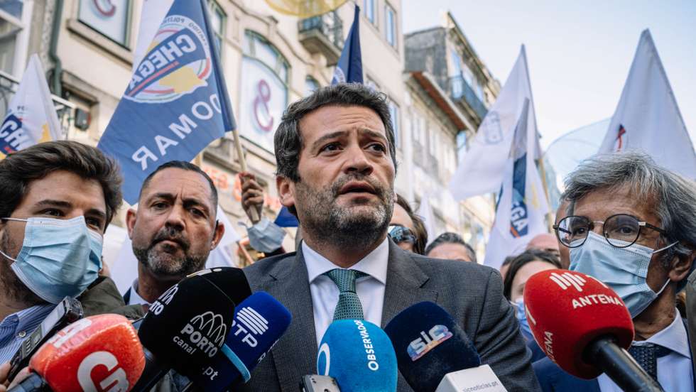 A redução da carga fiscal e a criação de uma rede de creches são algumas das propostas que unem o PSD e o movimento independente