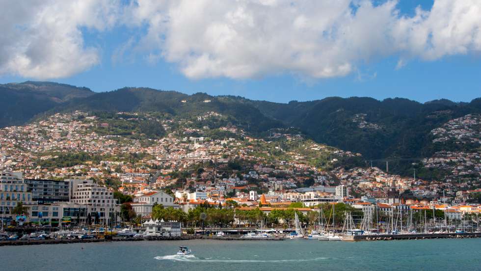 Vista Costal da cidade do Funchal, Madeira